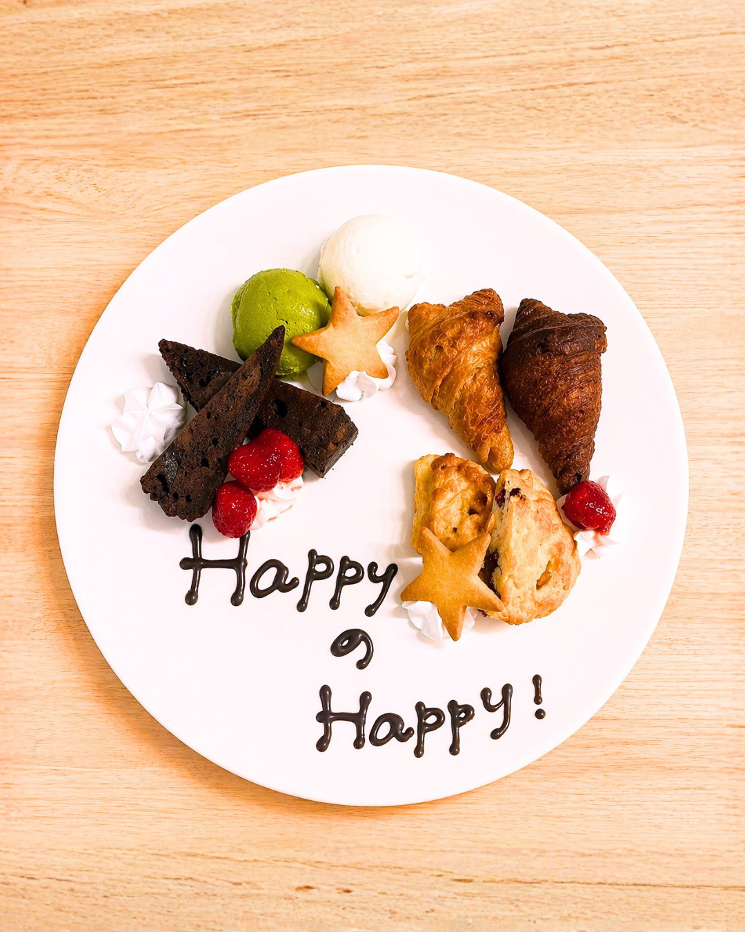 てかHappyのHappyに！シェアプレート